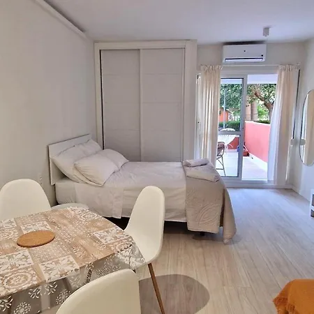 With Large Sunny Terrace Apartment Benalmadena